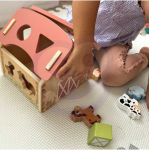 Dantų ratai sukuria savo mechanizmą &bdquo;MasterKidz Montessori&ldquo;