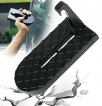 Stiprus pakopinis laiptelis, skirtas automobilio bagažinės stoglangiui, automobilio dėžei