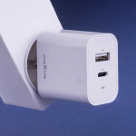 Maxlife MXTC-06-25AC PD QC įkroviklis 1x USB-C 1x USB 25W baltos spalvos