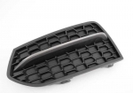 BMW F22 priekinio bamperio apatinės grotelės kairės pusės originalios 51118055955