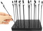 Qwork&reg; modelių dažymo įrankių stovas su 20 vnt. krokodilo spaustukų modelių gamybai, 20 x 15 cm