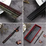 Totken 2 porų rinkinys natūralūs mediniai valgomieji pagaliukai rankų darbo starry sky pagaliukai ir 2 rankų darbo butterfly sticks laikikliai su premium dovanų dėžute (dovanos pasirinkimas)