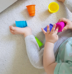 Fat Brain Toys Suction Kupz limpantys puodeliai