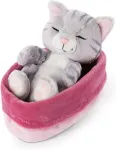 Nici Mink&scaron;tas žaislas miegantis kačiukas 12 cm pilkas rožiniame/violetiniame krep&scaron;elyje