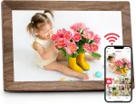 Frameo 10,1 colio skaitmeninis nuotraukų rėmelis su 32 gb atmintimi, wifi elektroninis nuotraukų rėmelis, jutiklinis ekranas, automatinis pasukimas, paprastas nustatymas ir nuotraukų ar vaizdo įra&scaron;ų bendrinimas per frameo programėlę &ndash; rudo medžio