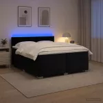 Lova su čiužiniu ir LED ap&scaron;vietimu Juoda 200 x 200 cm Aksomas