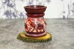 Aromatinių aliejų degiklis-difuzorius, muilo akmens žvakidė, rankų darbo tapytas dramblys, rankomis raižytas jali ra&scaron;tas, muilo akmuo, aromaterapijai (6 dizainas) (raudonas dramblys)