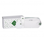 Lacoste Eau de Lacoste L.12.12 Poanc for Men (Rinkinys Vyrams) EDT 100ml + 50ml Du&scaron;o želė + Cosur Lui Blmetic bag