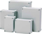 FIBOX sieninė spintelė ABS 240 x 191 x 107 mm pilka RAL7035 su pilku dangteliu IP65 be halogenų su plok&scaron;čiu dangteliu spausdinimui ir etiketėms