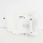 VAG Audi A3 Sportback 8V Priekinio stiklo plovimo rezervuaras Apatinis 5Q0955453BA NAUJAS ORIGINALUS