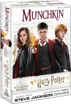 The Op Usaopoly - Munchkin Deluxe Harry Potter kortų žaidimas - oficialiai licencijuota Harry Potter atributika ir Munchkin žaidimas - 3-6 žaidėjams - nuo 11 metų - anglų kalba