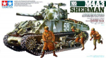 Tamiya &ndash; JAV vidutinio tanko M4A3 Sherman 105 mm haubicų puolimo palaikymas, 1/35, 35251
