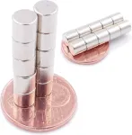 Brudazon 10 mini diskiniai magnetai 6 x 6 mm N52 stipriausio lygio neodimio magnetai itin stiprūs magnetai modelių gamybai, nuotraukoms, lentoms, skelbimų lentoms, &scaron;aldytuvams, rankdarbiams, ypač stiprūs magnetiniai diskai