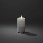 Konstsmide 1838-100 led tikro va&scaron;ko žvakė balta su 3d liepsna ir kristalais su 4 ir 8 valandų laikmačiu, 1 mirksinti &scaron;iltai balta diodas, maitinama baterijomis, naudojimui patalpose, 2 x c 1.5 v (be baterijų)