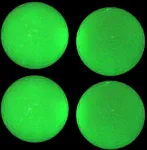 Merkts fluorescenciniai golfo kamuoliukai, elastinga guma, fluorescenciniai 4 &scaron;vytintys golfo kamuoliukai, naktinis sportas, automatinis &scaron;viesos sugėrimas ir &scaron;vytintys naktiniai kamuoliukai, ilgai &scaron;viečiantys