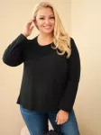 Moteri&scaron;kas Plus Size džemperis su ažūrine įsiuva ir ki&scaron;ene, juodos spalvos