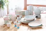 Bloomingville Emma retro sriubos dubuo, gili lėk&scaron;tė, vintažinis, skersmuo 19 cm, žalias, raudonas, keramikos rinkinys i&scaron; 2, talpa apie 550 ml