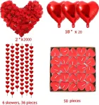Generisch Valentino dienos dekoracijų rinkinys: 2000 rožių žiedlapių, 20 &scaron;irdelių balionų