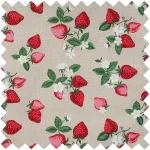 Hobby Gift i&scaron;skirtinė vidutinė siuvimo reikmenų dėžutė su priedų dėklu, pagalvėle adatoms, krep&scaron;iu, pvc rankena, siuvinėtu dangteliu 18.5x25.5x14.5cm, Embroidered Strawberries