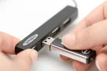 Assmann ne&scaron;iojamojo kompiuterio usb 2.0 &scaron;akotuvas 4 prievadų perdavimo sparta 480 mbps (85040)