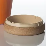 Omada Design - stiklainis 1.25 L - plastikinis ir medinis indas su dangteliu &scaron;viežiam maistui - ecoliving linija