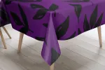 Le Jardin du Lin virtuvinis dekoratyvinis staltiesė, violetinė, juoda, 140 x 140 cm - sukurta ir pagaminta Turkijoje