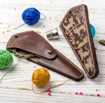 Wonderland Crafts Siuvinėjimo kryželiu rinkinys žirklių dėklui, dirbtinė oda, 10&ndash;13 cm