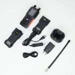 PNI Escort HP 102 kelių standartų ne&scaron;iojama CB radijo stotelė, 4W, 12V-24V, AM-FM su PNI Extra 40 CB antena su magnetu