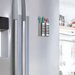 Interdesign Forma pie&scaron;tukinė, magnetinis ra&scaron;iklių laikiklis ra&scaron;ikliams, pie&scaron;tukams ir kitoms kanceliarinėms prekėms, nerūdijantis plienas, &scaron;lifuotas, 5.3 x 10.2 x 15.9 cm
