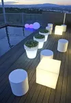 New Garden 7W LED pastatomas lauko &scaron;viestuvas - stalas CUBY 32, E27, A60, baltas, 6000/6500K, IP65, parduodamas su lempute