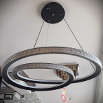60W 3000-6000K LED pakabinamas &scaron;viestuvas juodas su nuotolinio valdymo pulteliu