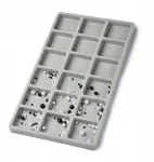Organizator su 18 skyrelių smulkioms detalėms, 34.5x20 cm