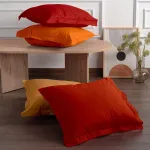 Auk&scaron;čiausios kokybės Oxford pagalvių užvalkalų komplektas (2 vnt.), 80 x 80+5 cm, 100% medvilnė Ranforce, 155 siūlų skaičius, uždarymas vokeliu, galima skalbti skalbimo ma&scaron;inoje 30&deg;c temperatūroje, ry&scaron;kiai oranžinė