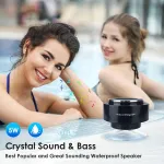 Kompiuterio kolonėlės Patobulintas du&scaron;o garsiakalbis bluetooth, sertifikuotas ipx7 atsparus vandeniui garsiakalbis su siurbtuku ir kabliuku, įmontuotas mikrofonas, kri&scaron;tolo skaidrumo garsas ir sodrūs žemi dažniai, 12 val. grojimo laikas, sidabrinis