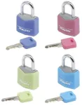 Master Lock 4 Pakabinamos spynos 20mm 9120EURQCOLNOP