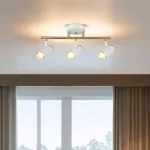 Opviq elegantiskas sietynas su metaliniu korpusu, balta ir antikvarine lako apdaila, 5,5 cm skersmens gaubtas, 22 cm auk&scaron;tis, 3 x Gu10 lemputės įtrauktos, puikiai tinka modernioms erdvėms