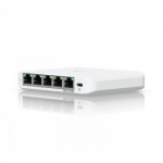 Ubiquiti 5-port 2.5G switch that can be powered with PoE or a USB-C adapter; 4x 2.5 GbE ports, 2.5 GbE PoE input port for power