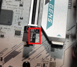 [nulaužta dalis VGA lizdo fiksatorius, foto] MSI B850M GAMING PLUS WIFI