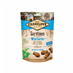 CARNILOVE Semi Moist Snack Sardines Enriched With Wild Garlic - Dog treat with sardines and garlic - 200 g