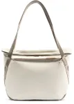 Krep&scaron;ys per petį Peak Design Everyday Tote V2 15L, smėlio sp.