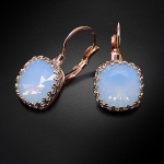 Auskarai moterims DiamondSky &bdquo;Vintage V (Air Blue Opal)&ldquo; su Swarovski kristalais