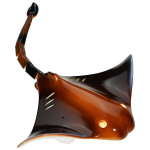Pulteliu valdoma Manta Ray žuvis po vandeniu, ruda