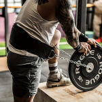 Fitness diržas su grandine