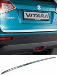 SUZUKI VITARA 2014+ CHROMUOTA ETIKETĖ ANT ATLAPO