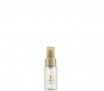 Spindesį suteikiantis plaukų aliejus Wella Light Luminous Reflective 30 ml
