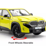 Modeliai BMW XM YELLOW 1:24 su &scaron;viesa ir garsu ant baterijų, Kolekciniai modeliai