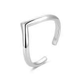 Beneto Minimalistinis sidabrinis kojų žiedas AGGF493