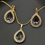 Papuo&scaron;alų rinkinys moterims DiamondSky &bdquo;Celestial Drop (Silver Night)&ldquo; su Swarovski kristalais