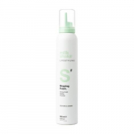 Stiprios fiksacijos putos plaukams Milk Shake Lifestyling Shaping Foam Strong Hold 200 ml