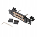 Juodas akustinis kam&scaron;tinės plok&scaron;tės tilto spaustukas